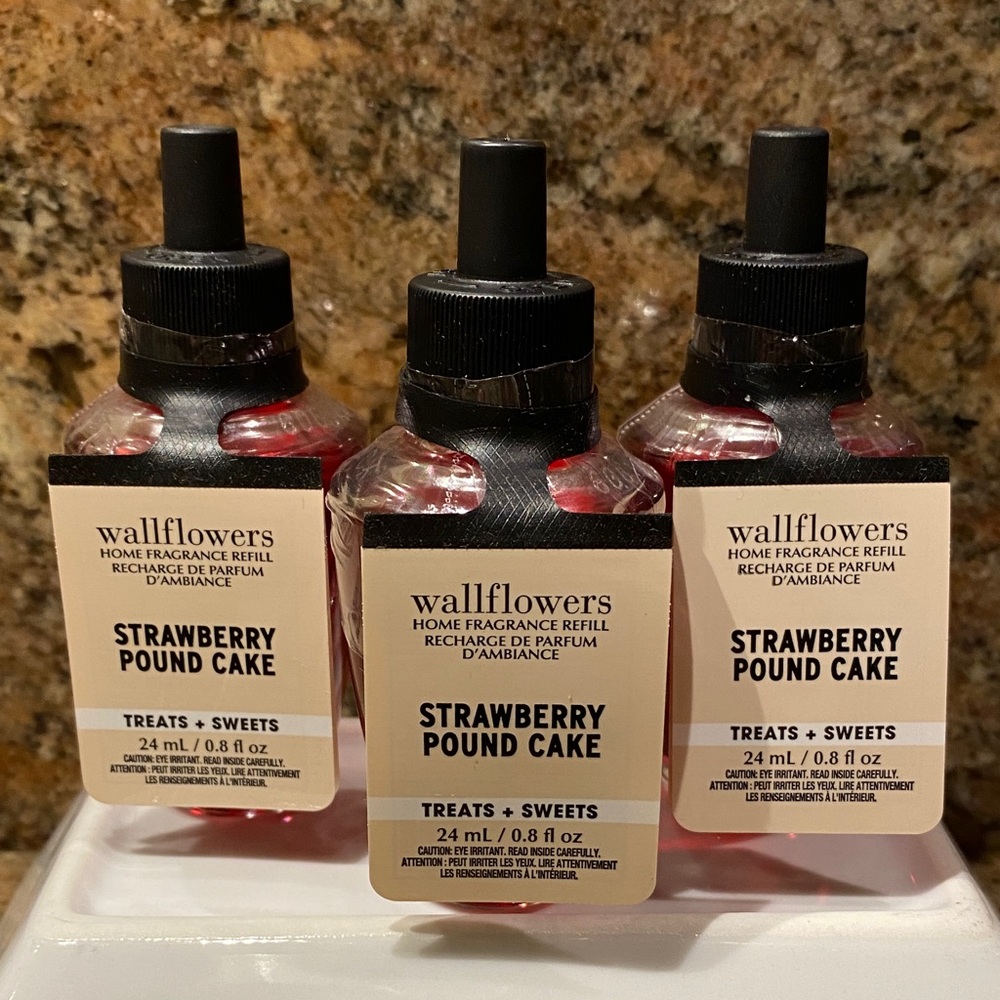 “STRAWBERRY POUND CAKE” B&BW (3)-Wallflowers Home Fragrance Refills, NWT Sealed